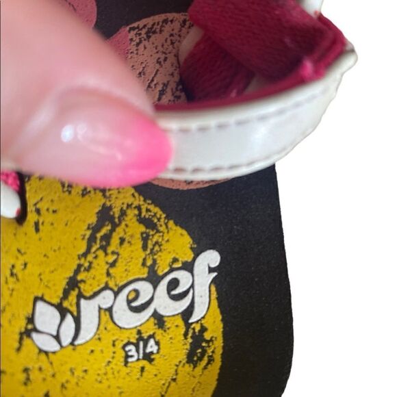 Reef Flip Flop Sandals White Size 3/4 - Picture 3 of 7